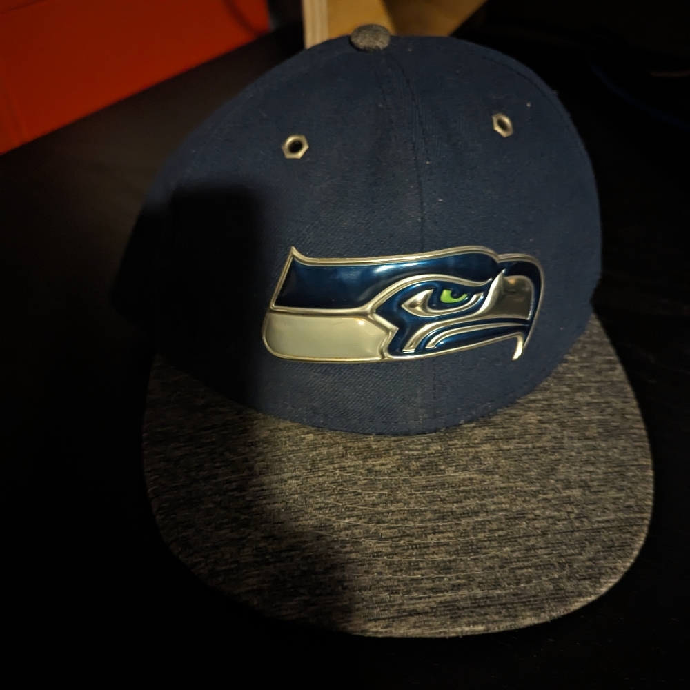 Seattle Seahawks 59Fifty New Era Hats - Picture 2 of 8